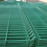 Panel ogrodzenia metalowego o długości 2,5 metra